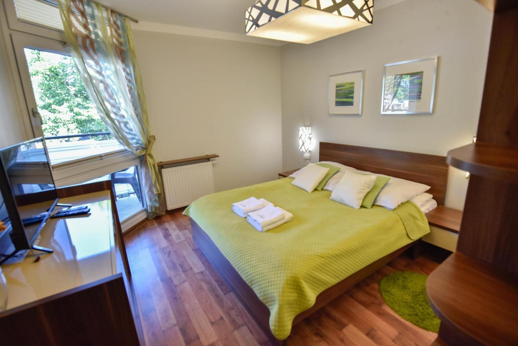 Apartamenty Mistral Z Parkingiem - Promenada & Morze - Apartamenty Na Wyspie ชวีโนวิชแจ ภายนอก รูปภาพ