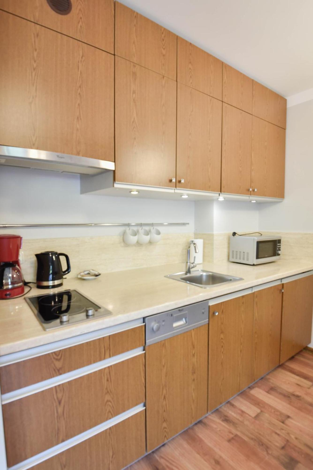 Apartamenty Mistral Z Parkingiem - Promenada & Morze - Apartamenty Na Wyspie ชวีโนวิชแจ ภายนอก รูปภาพ