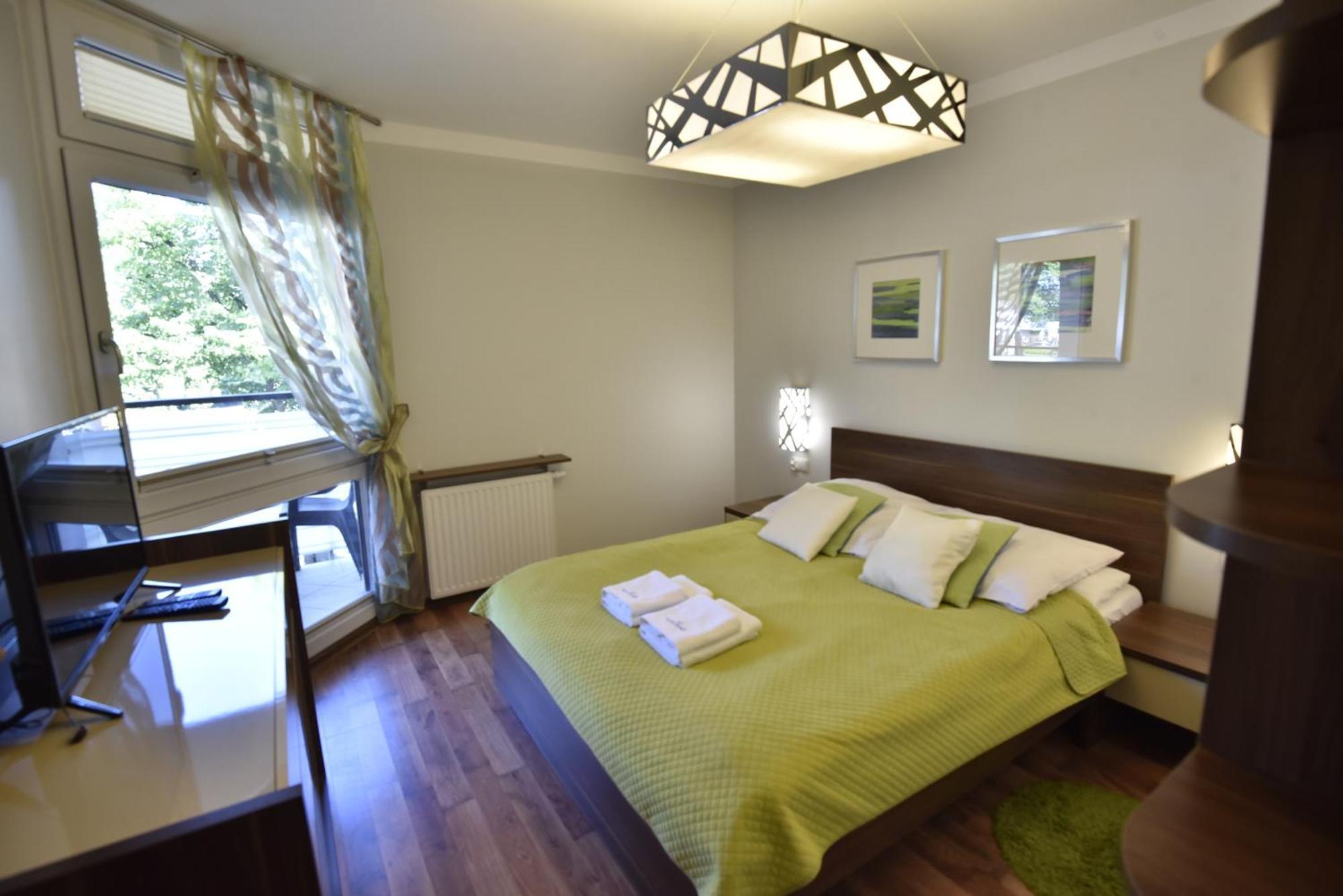 Apartamenty Mistral Z Parkingiem - Promenada & Morze - Apartamenty Na Wyspie ชวีโนวิชแจ ภายนอก รูปภาพ