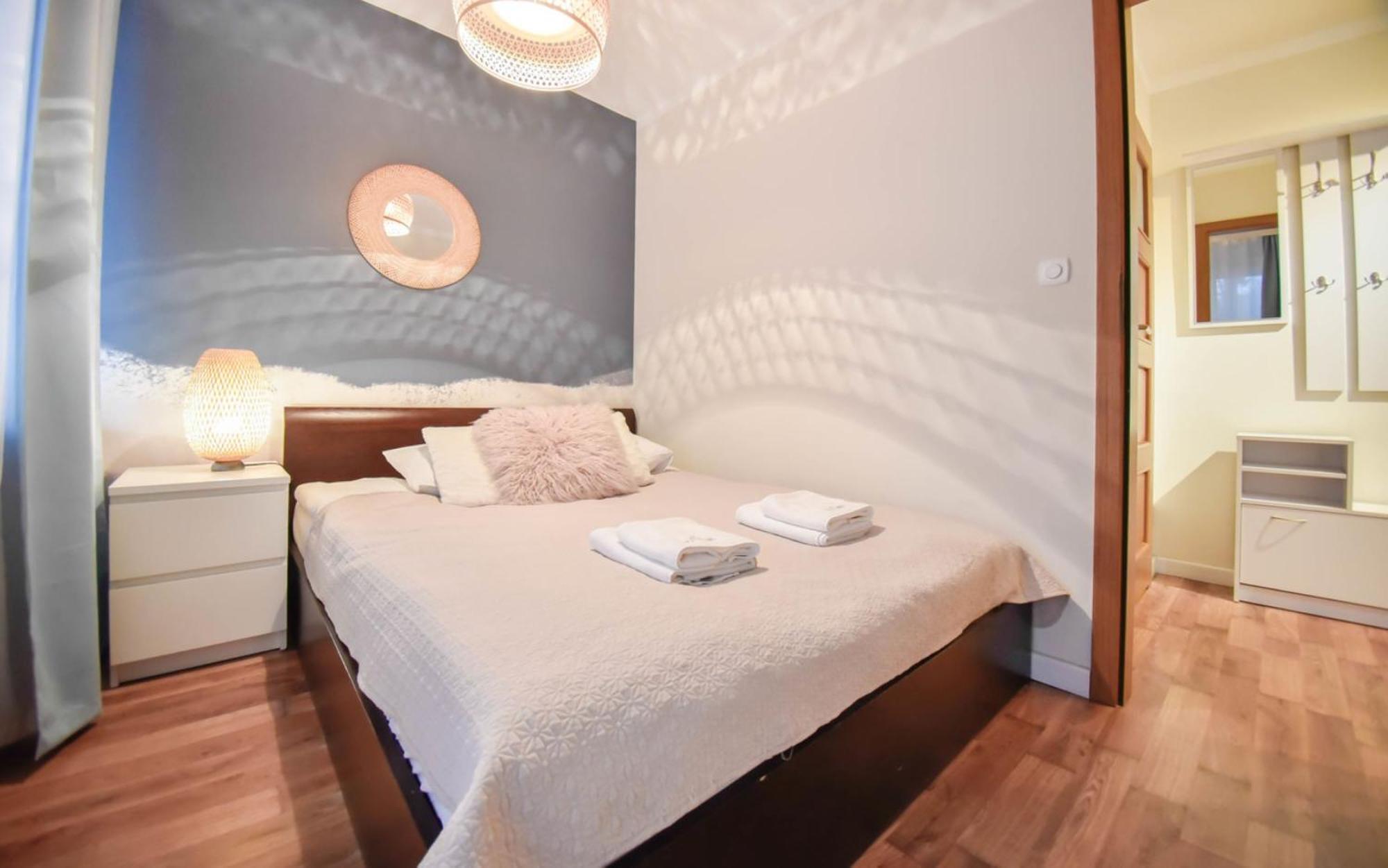 Apartamenty Mistral Z Parkingiem - Promenada & Morze - Apartamenty Na Wyspie ชวีโนวิชแจ ภายนอก รูปภาพ