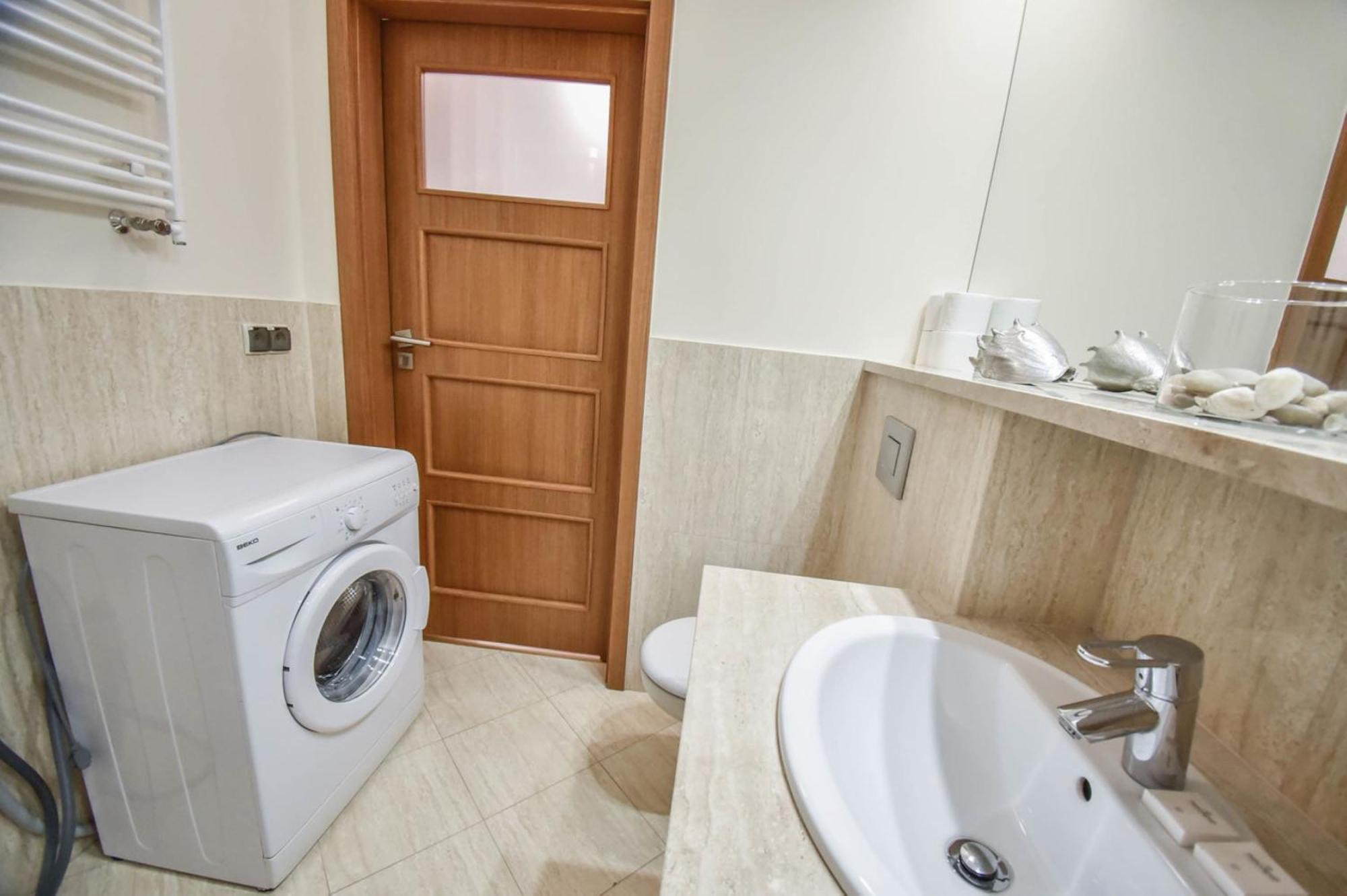 Apartamenty Mistral Z Parkingiem - Promenada & Morze - Apartamenty Na Wyspie ชวีโนวิชแจ ภายนอก รูปภาพ
