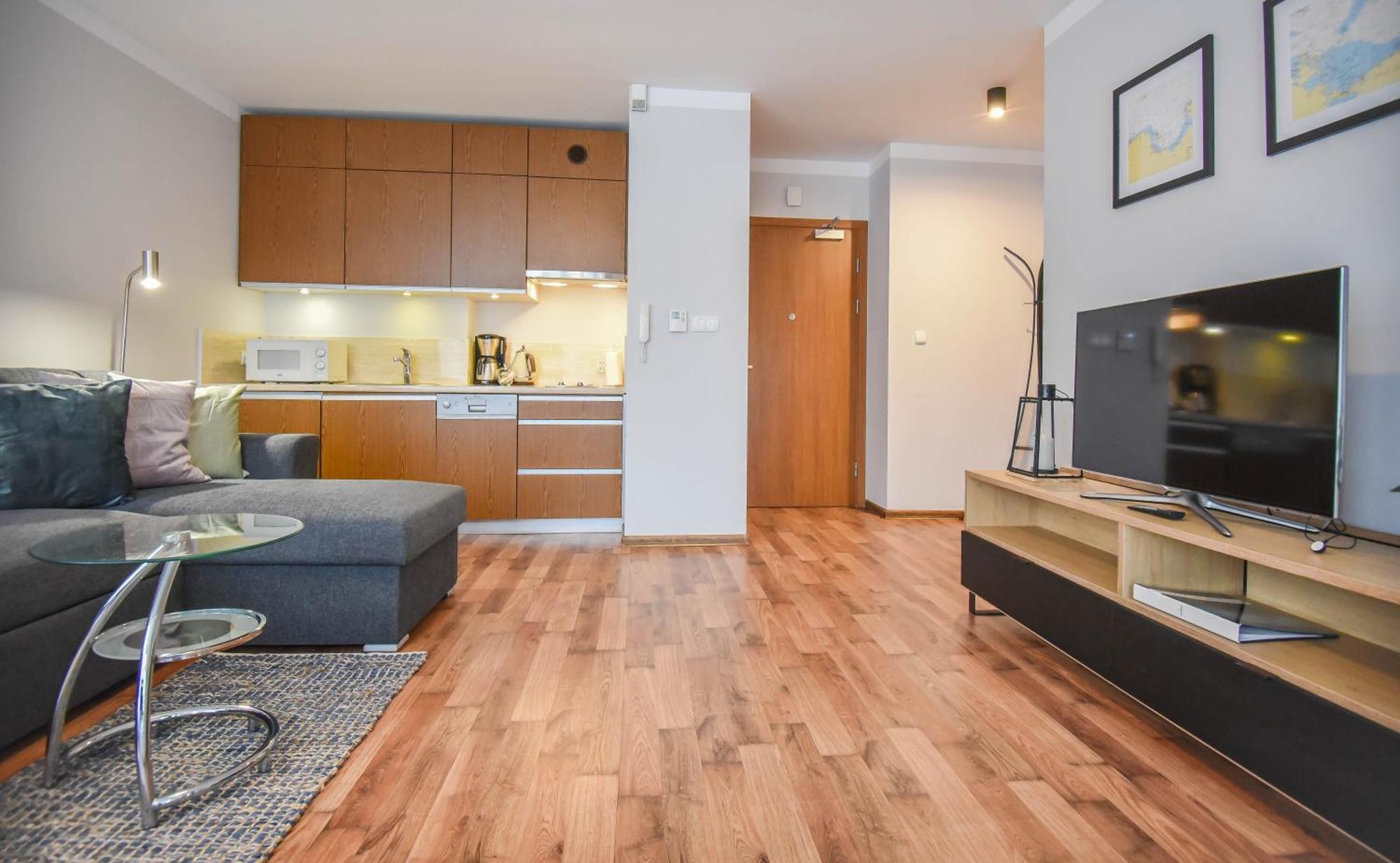 Apartamenty Mistral Z Parkingiem - Promenada & Morze - Apartamenty Na Wyspie ชวีโนวิชแจ ภายนอก รูปภาพ