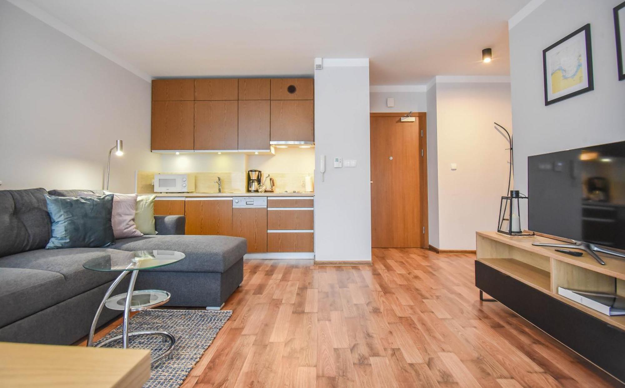 Apartamenty Mistral Z Parkingiem - Promenada & Morze - Apartamenty Na Wyspie ชวีโนวิชแจ ภายนอก รูปภาพ