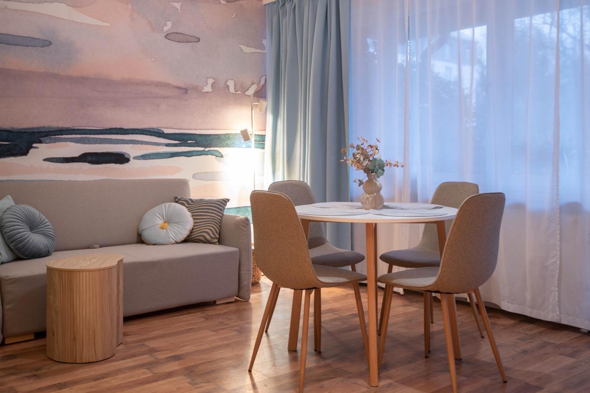 Apartamenty Mistral Z Parkingiem - Promenada & Morze - Apartamenty Na Wyspie ชวีโนวิชแจ ภายนอก รูปภาพ